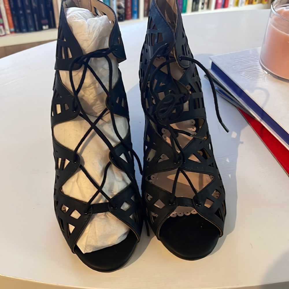 Shoedazzle Black Strappy Tie Wedge Sandals